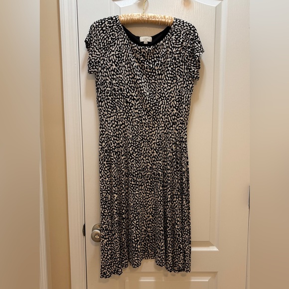 Loft Outlet Dress - Picture 1 of 2